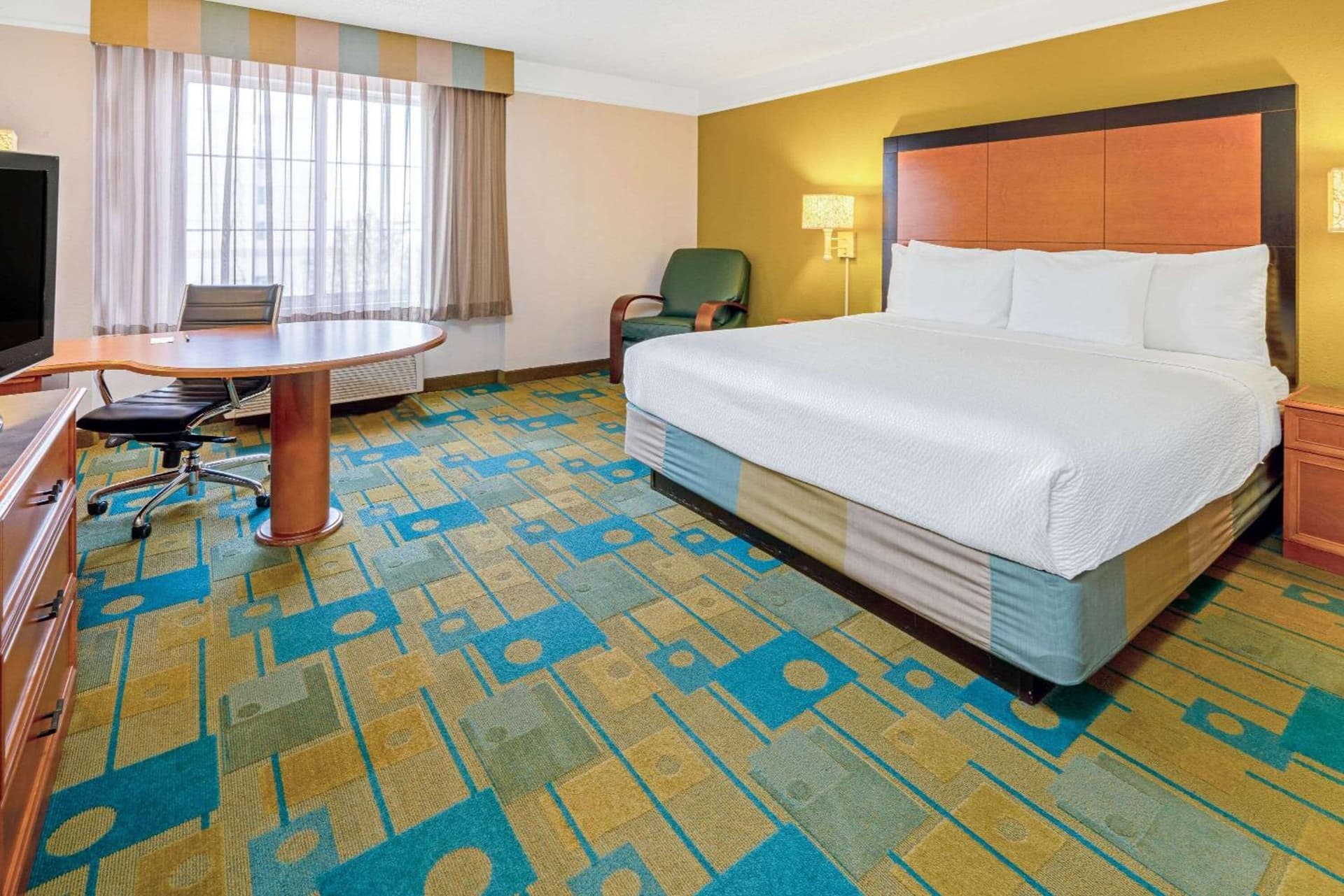 La Quinta by Wyndham Salt Lake City Airport gallery photo in Salt Lake City, UT — image 7