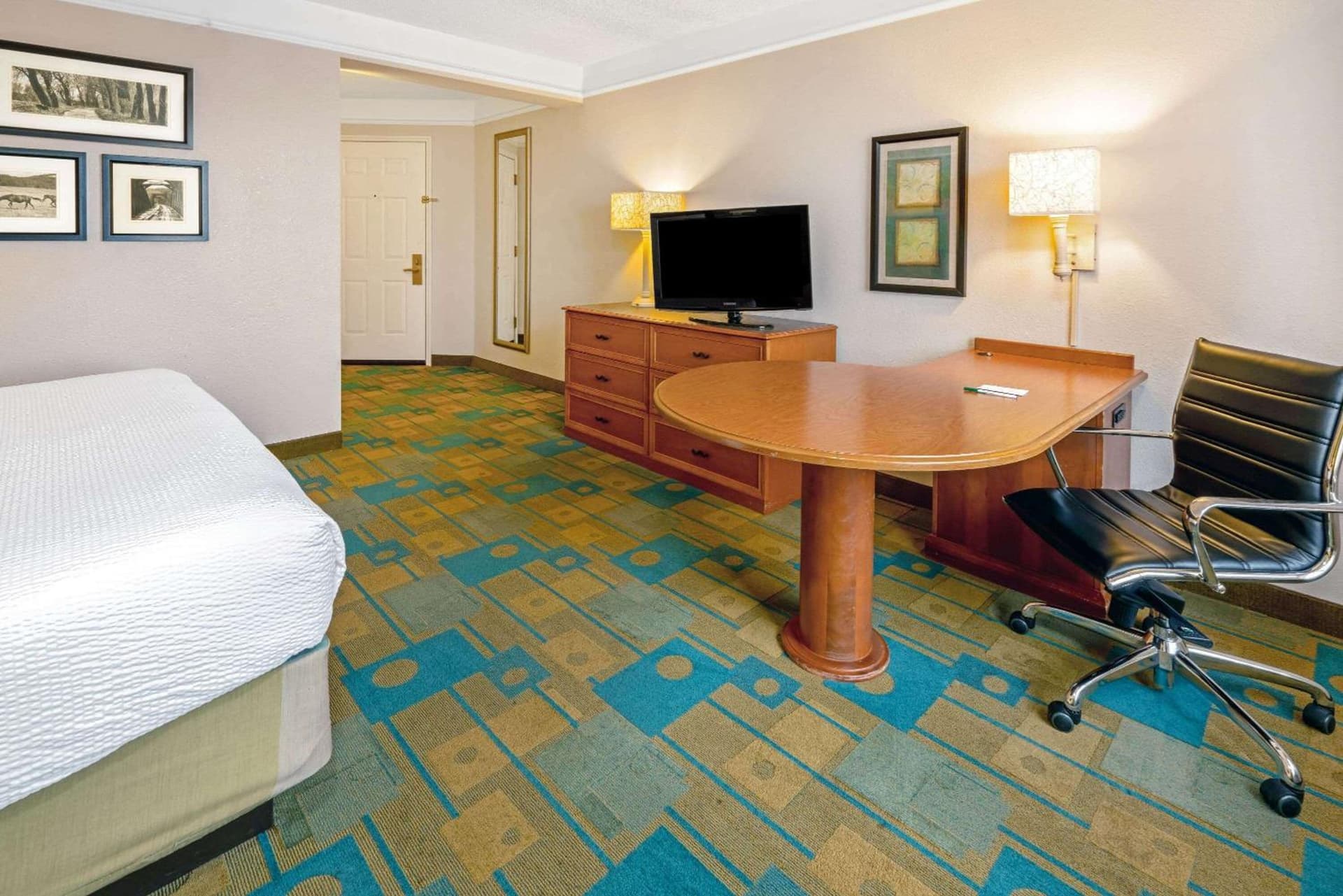 La Quinta by Wyndham Salt Lake City Airport gallery photo in Salt Lake City, UT — image 32