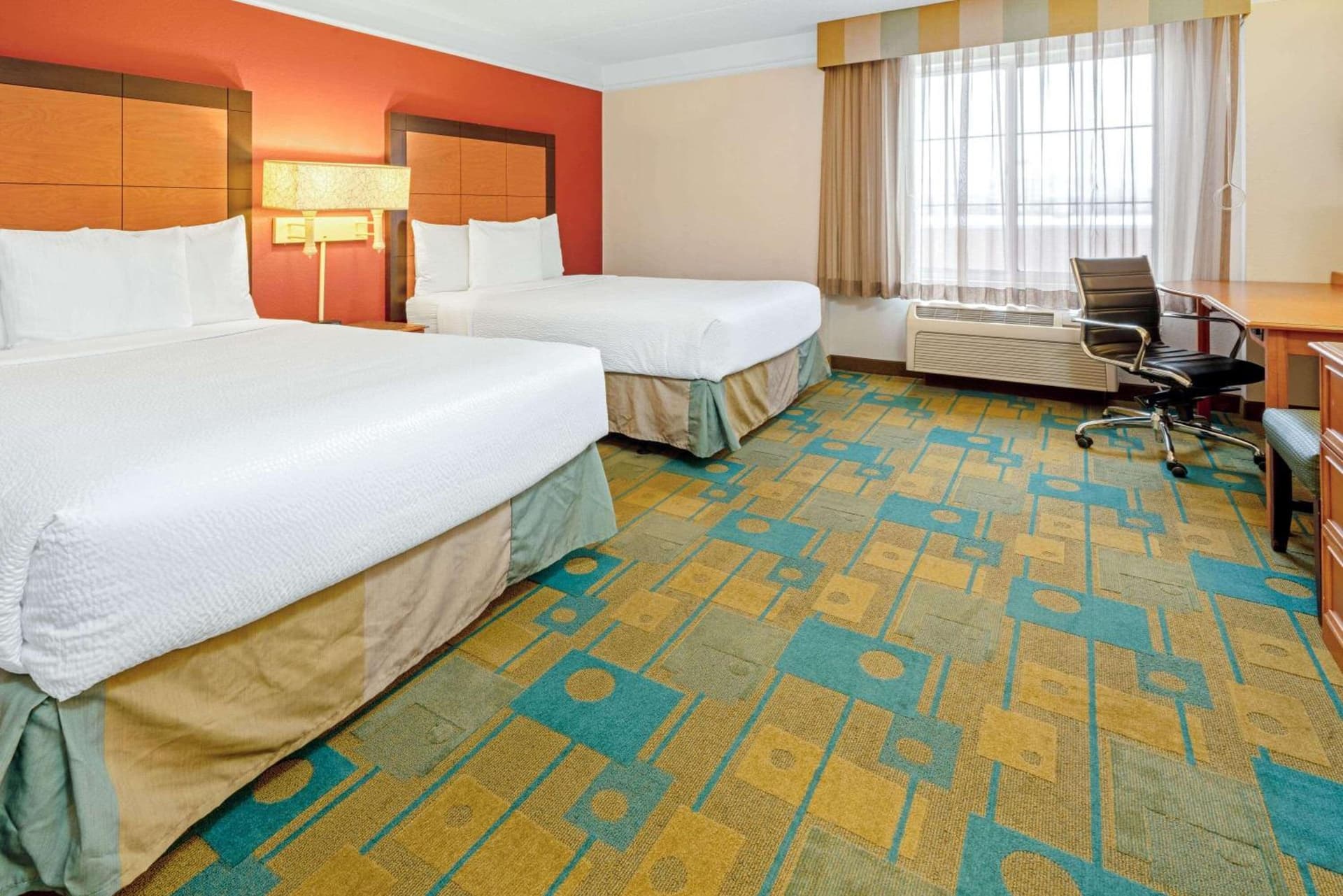 La Quinta by Wyndham Salt Lake City Airport gallery photo in Salt Lake City, UT — image 38