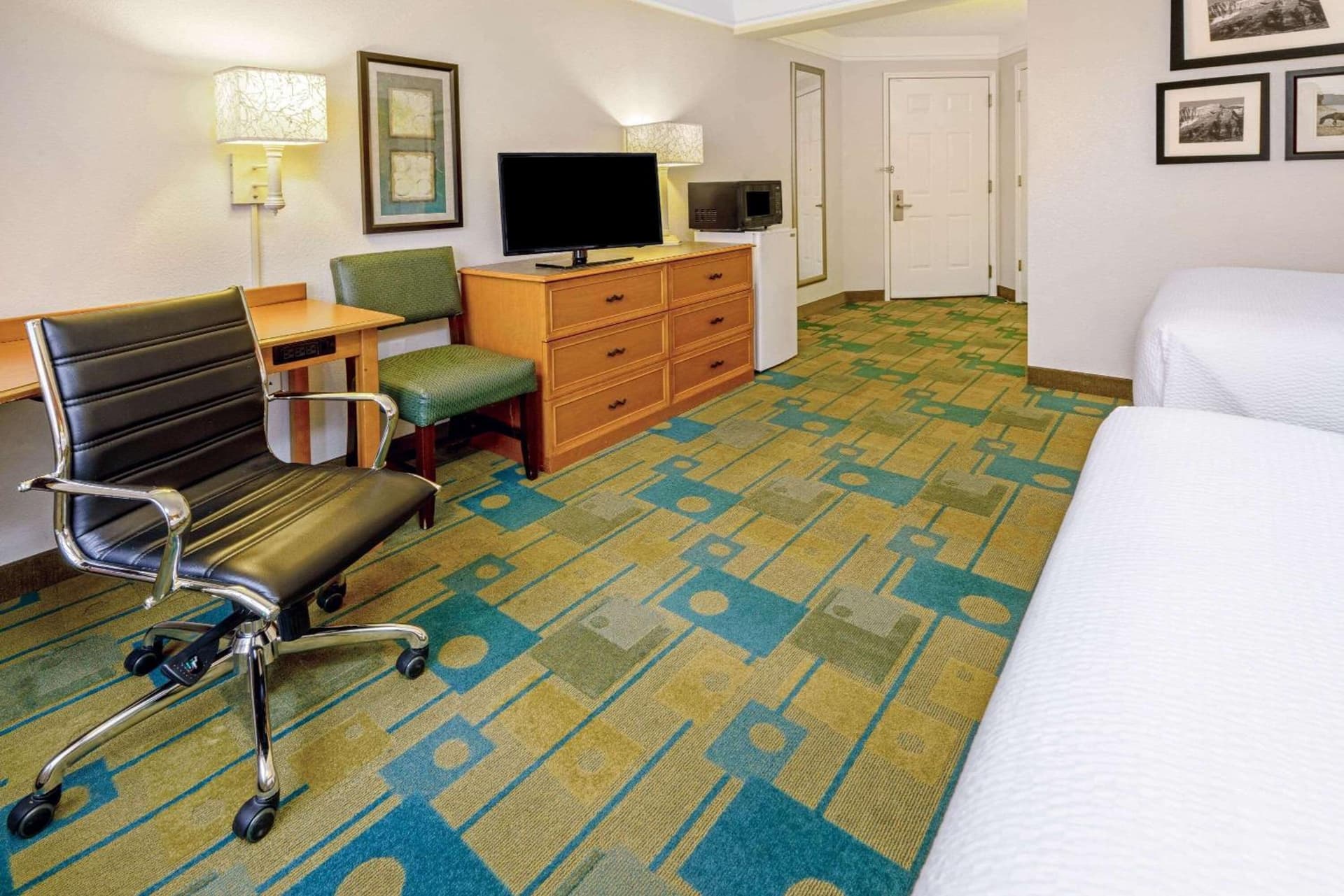 La Quinta by Wyndham Salt Lake City Airport gallery photo in Salt Lake City, UT — image 4