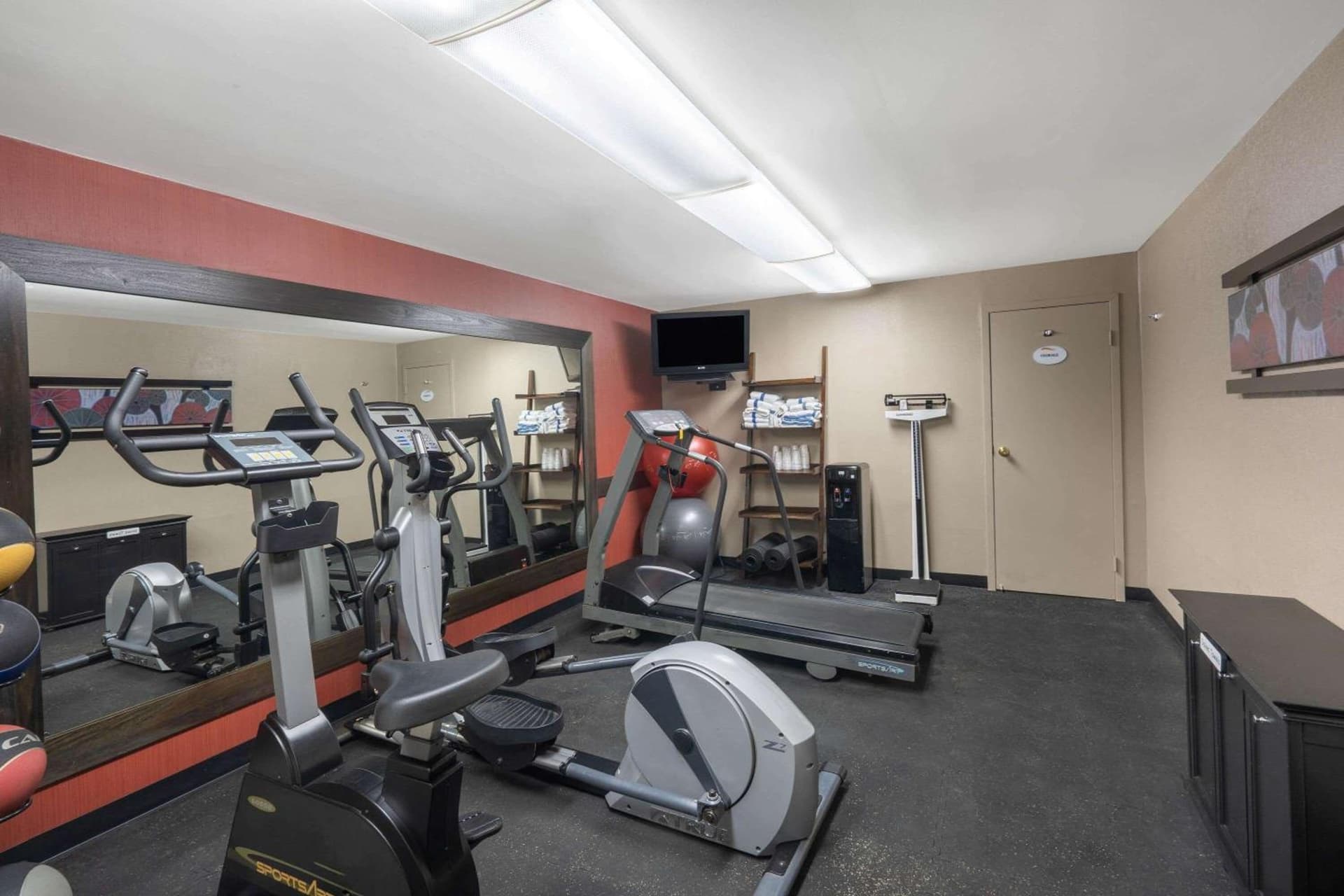 Baymont by Wyndham Murfreesboro gallery photo in Murfreesboro, TN — image 45