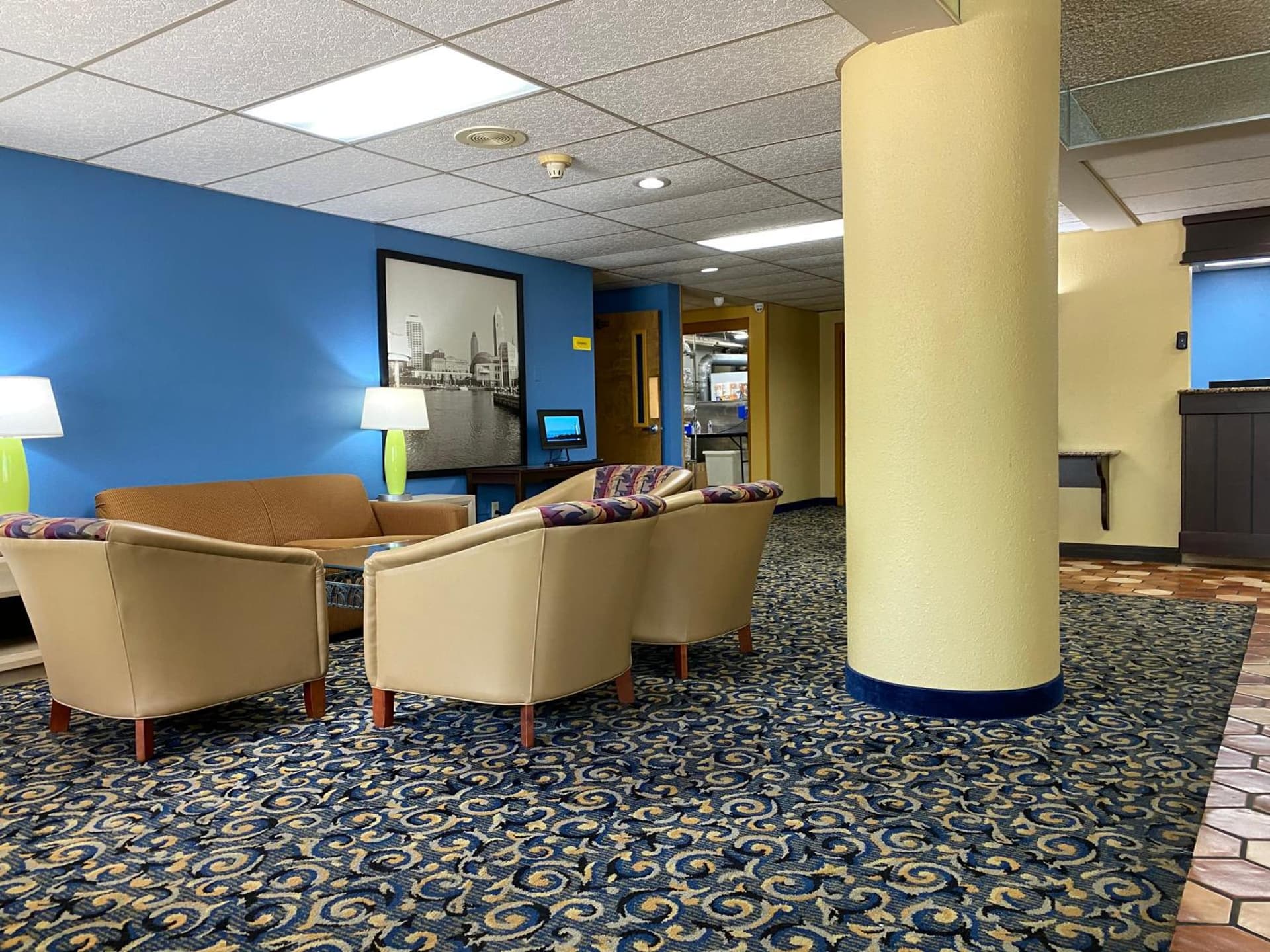 Super 8 by Wyndham Port Clinton gallery photo in Port Clinton, OH — image 10