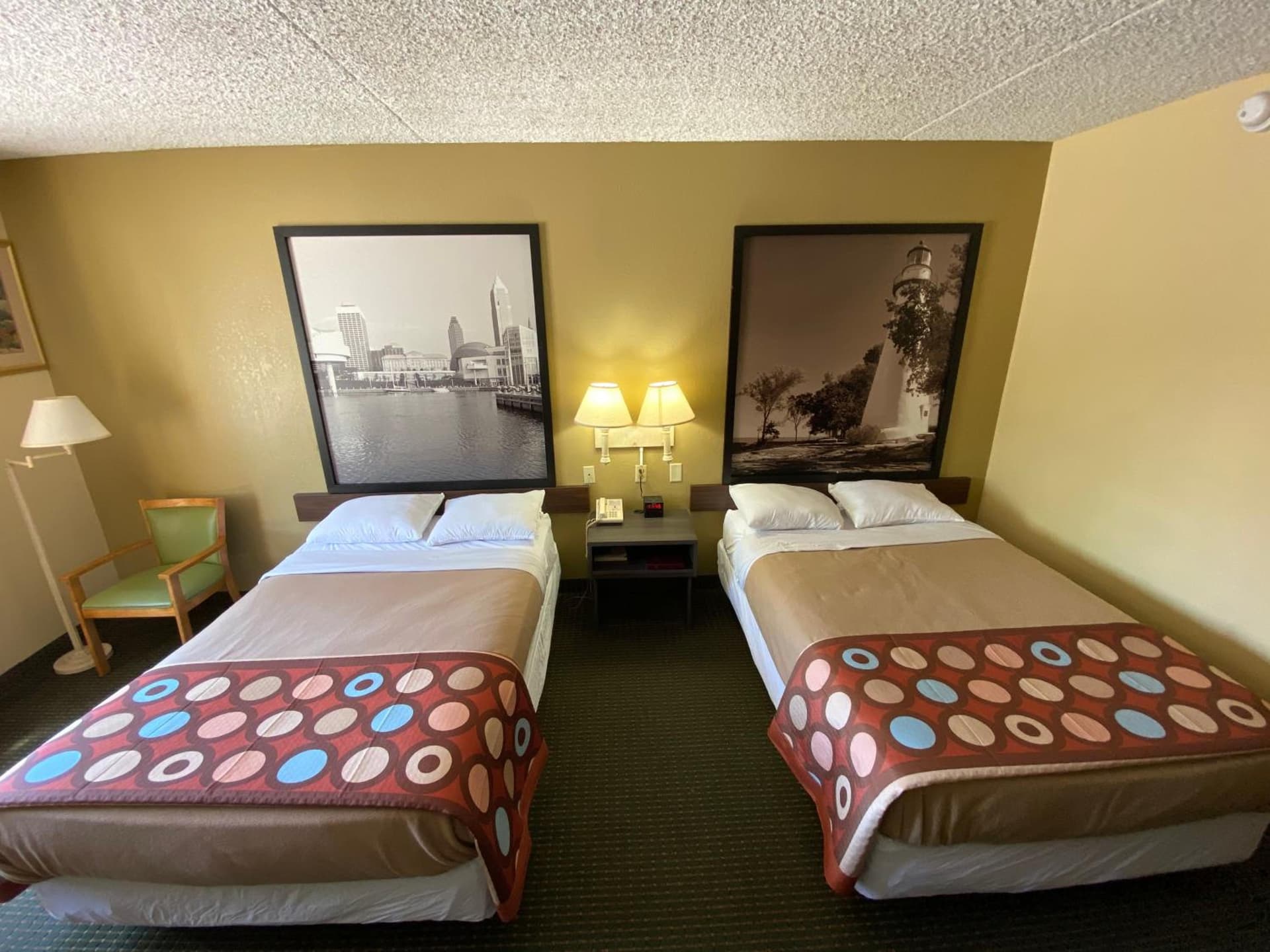 Super 8 by Wyndham Port Clinton gallery photo in Port Clinton, OH — image 27