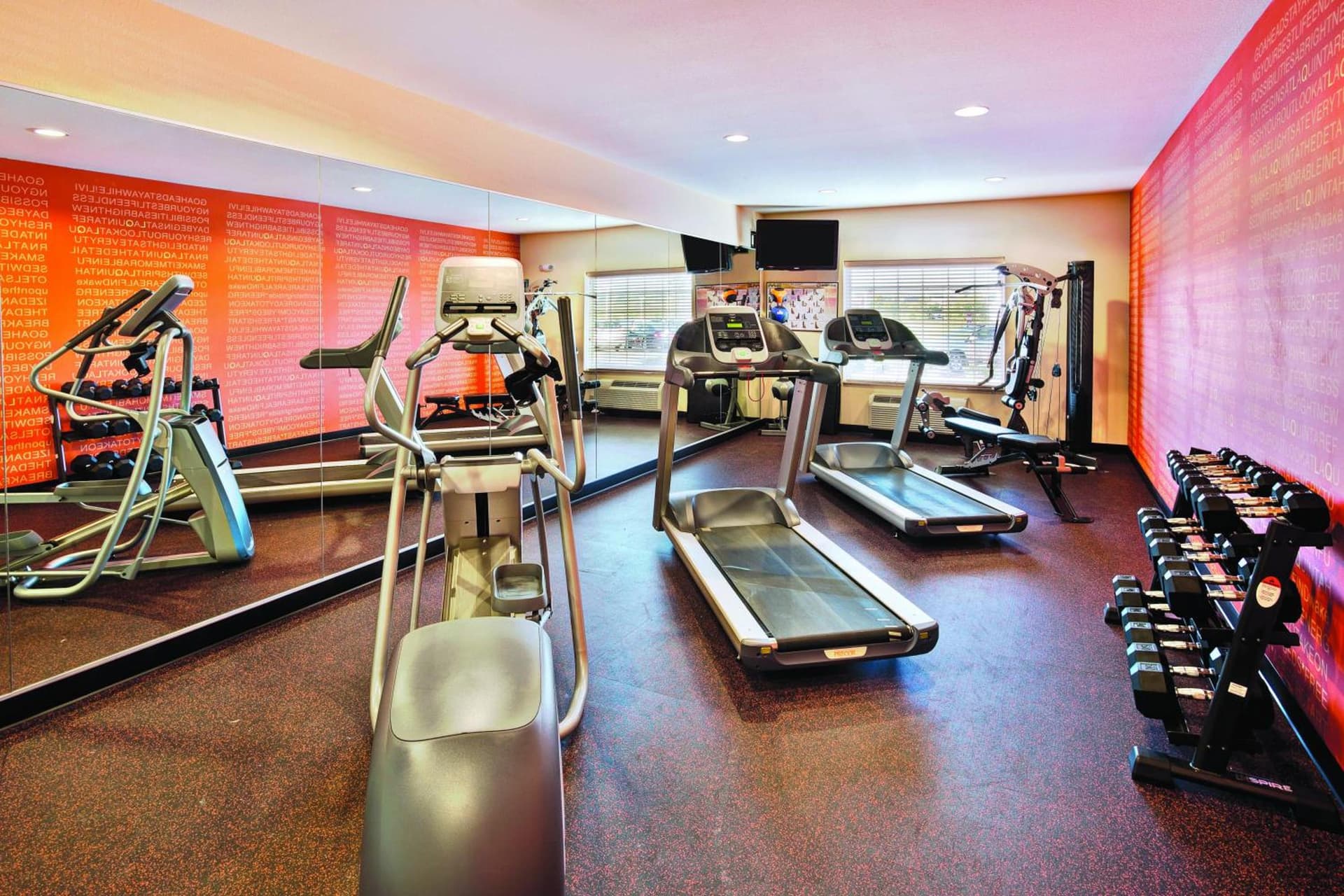 La Quinta by Wyndham Rochester Mayo Clinic Area South property views in Rochester, MN — gallery photo 3