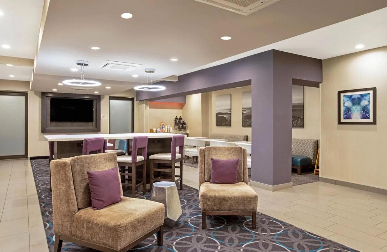 La Quinta by Wyndham Fayetteville gallery photo in Fayetteville, AR — image 19