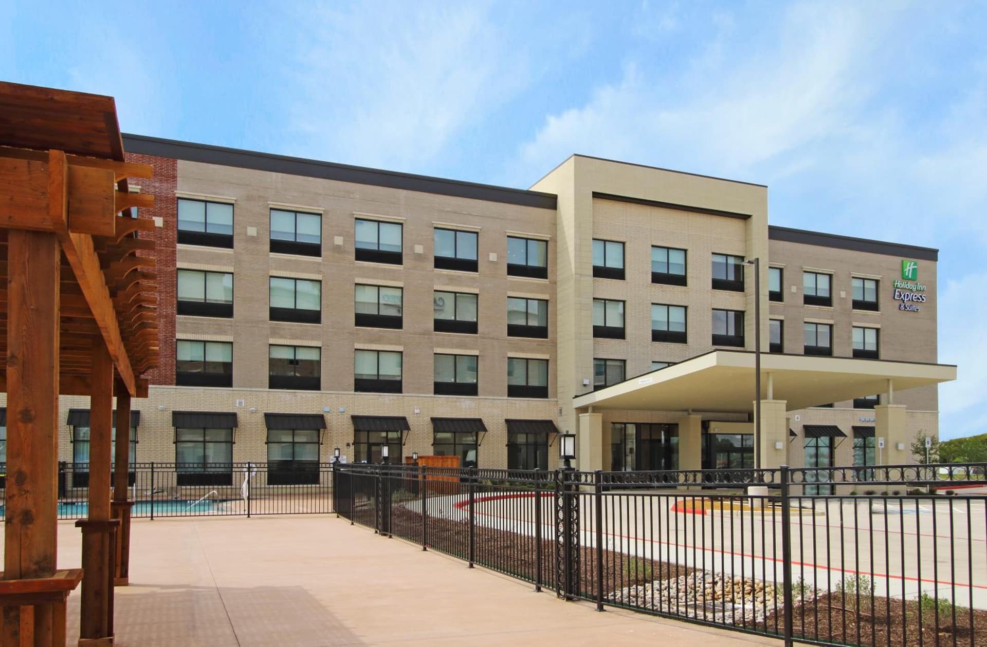 Holiday Inn Express & Suites Dallas Frisco NW Toyota Stdm by IHG gallery photo in Frisco, TX — image 8