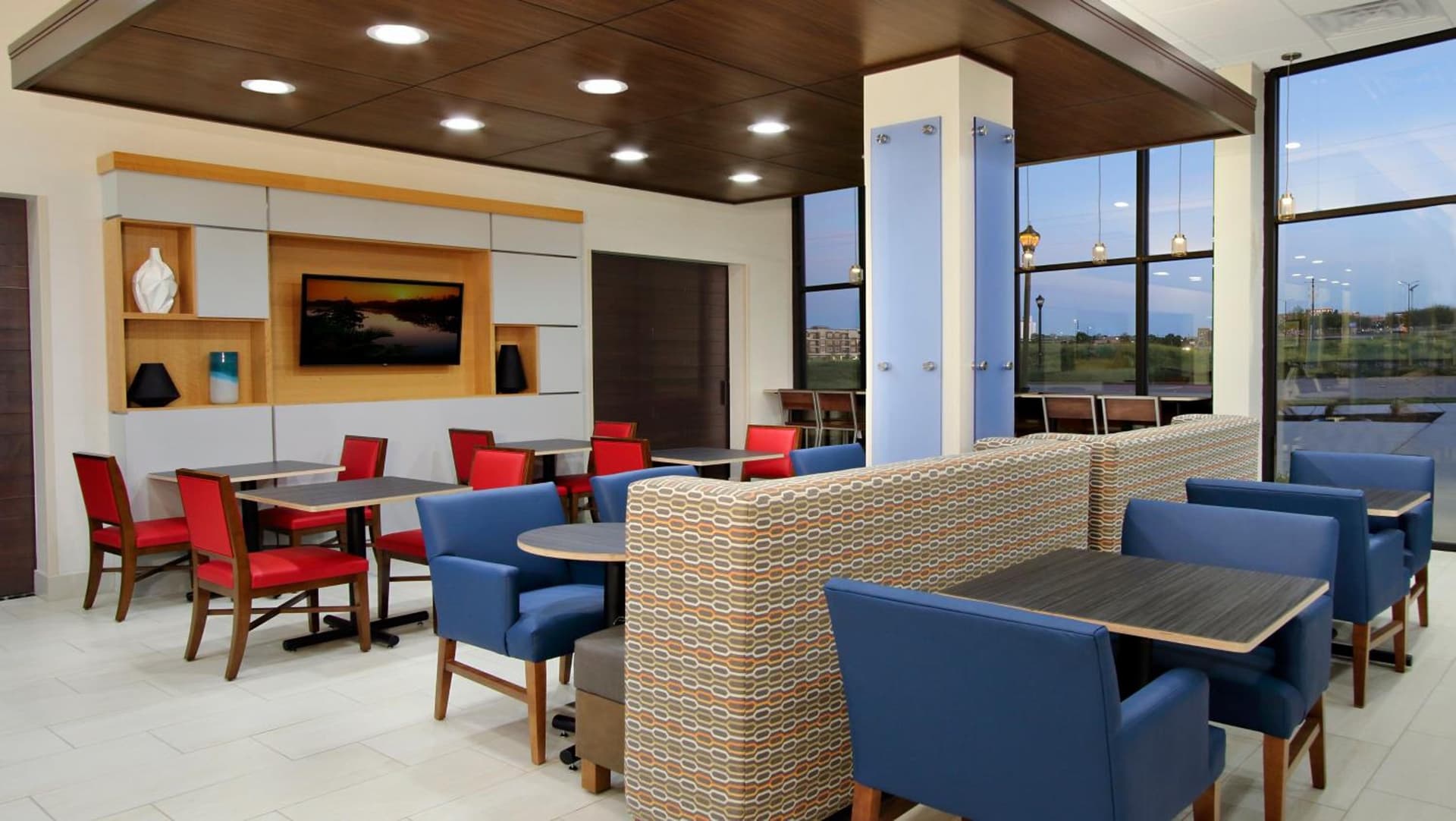 Holiday Inn Express & Suites Dallas Frisco NW Toyota Stdm by IHG gallery photo in Frisco, TX — image 32