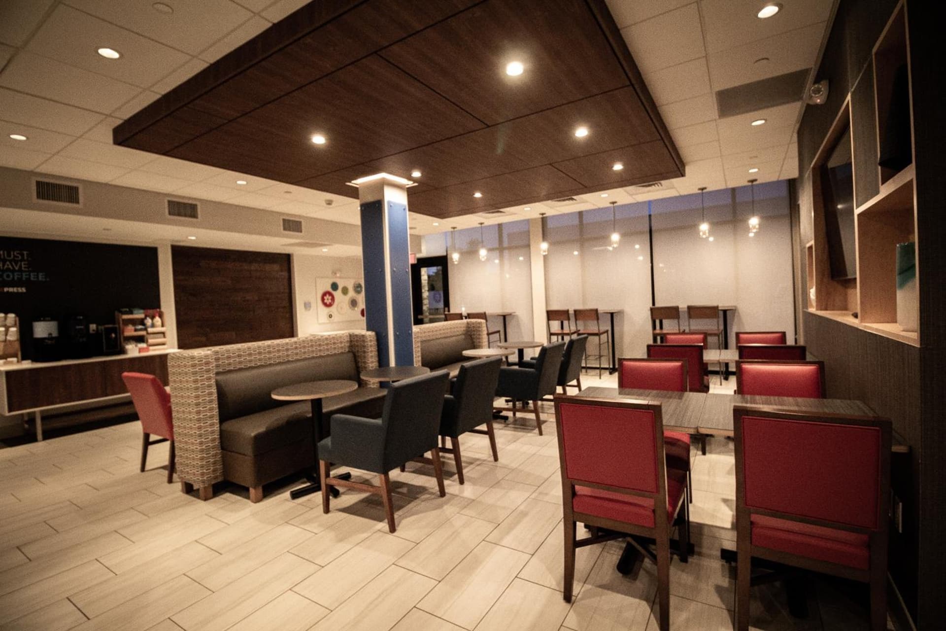 Holiday Inn Express & Suites - Boston South - Randolph by IHG gallery photo in Randolph — image 41