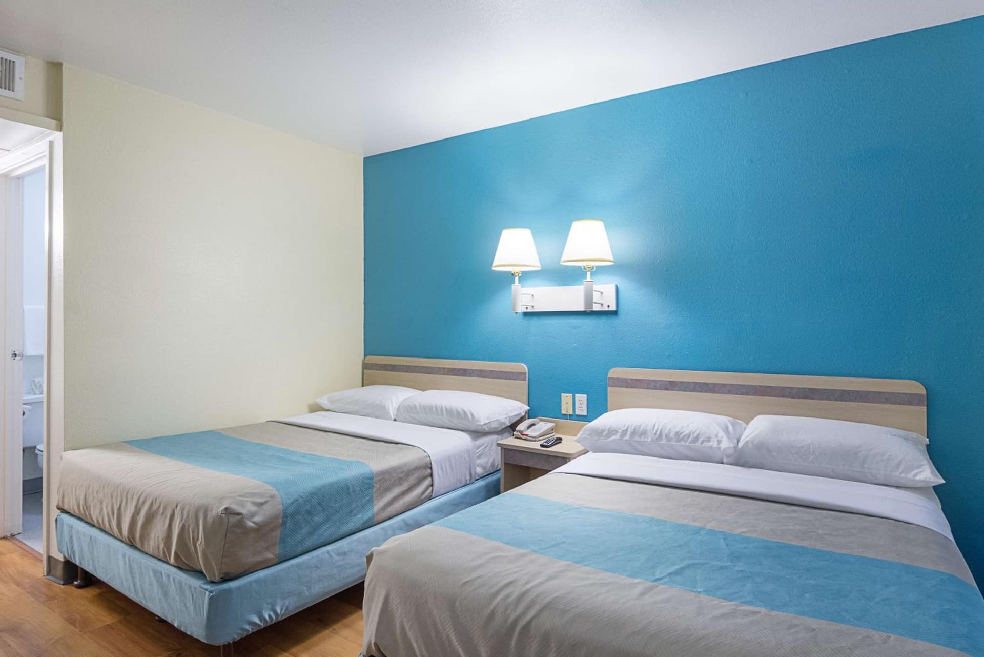 Motel 6 Fredericksburg, Va - North gallery photo in Fredericksburg, VA — image 35