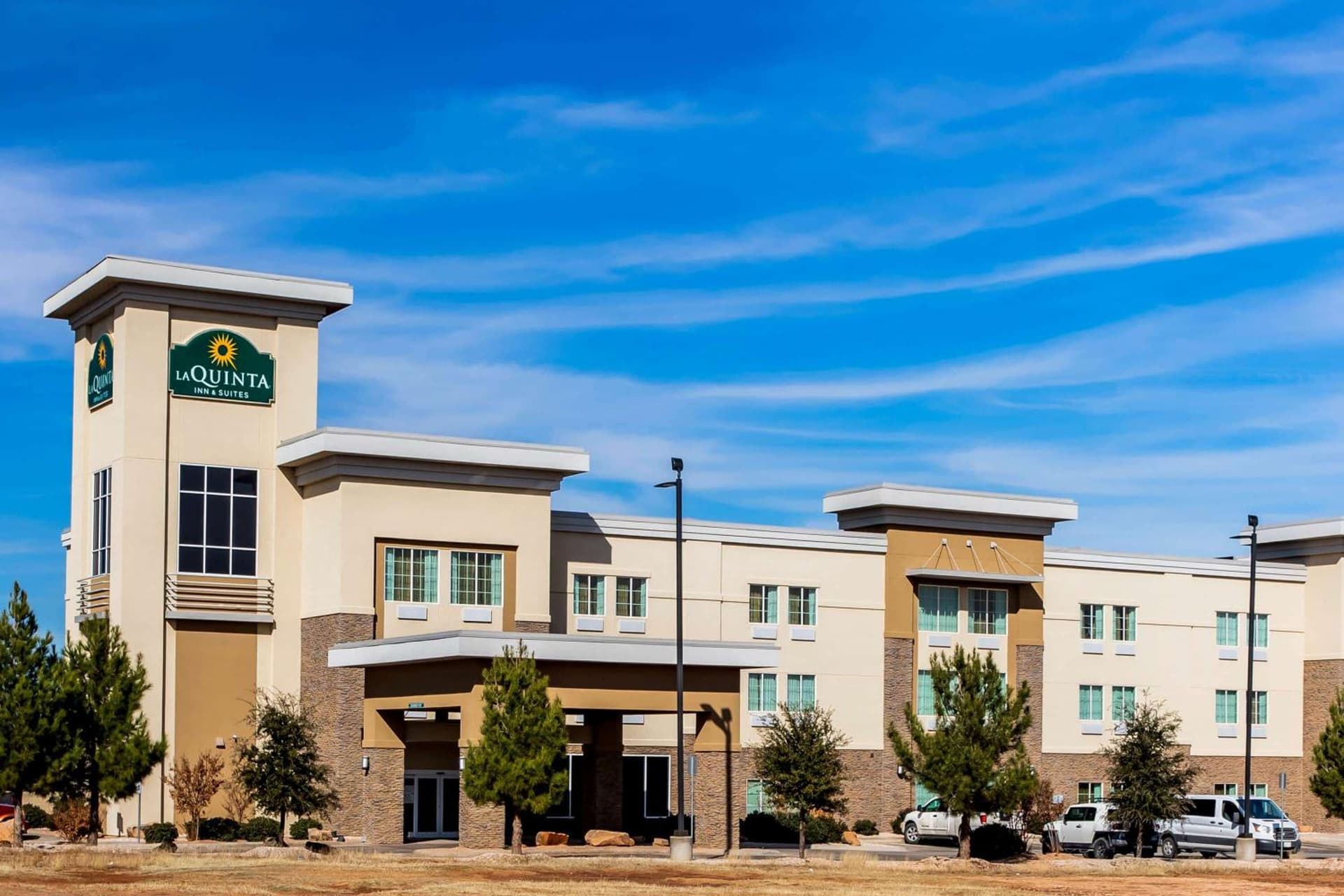 La Quinta by Wyndham Andrews interior in Andrews, TX — gallery photo 2