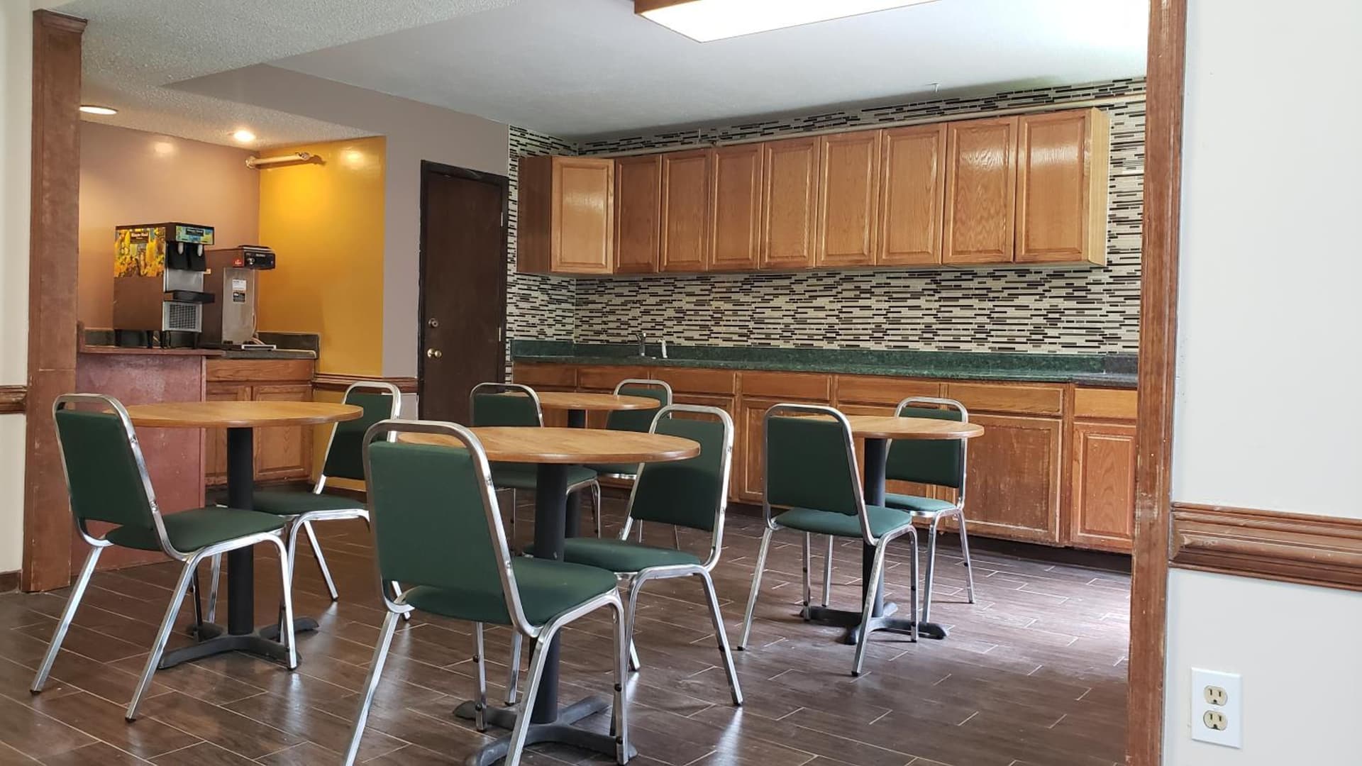 Spark By Hilton Roanoke Airport gallery photo in Roanoke, VA — image 13