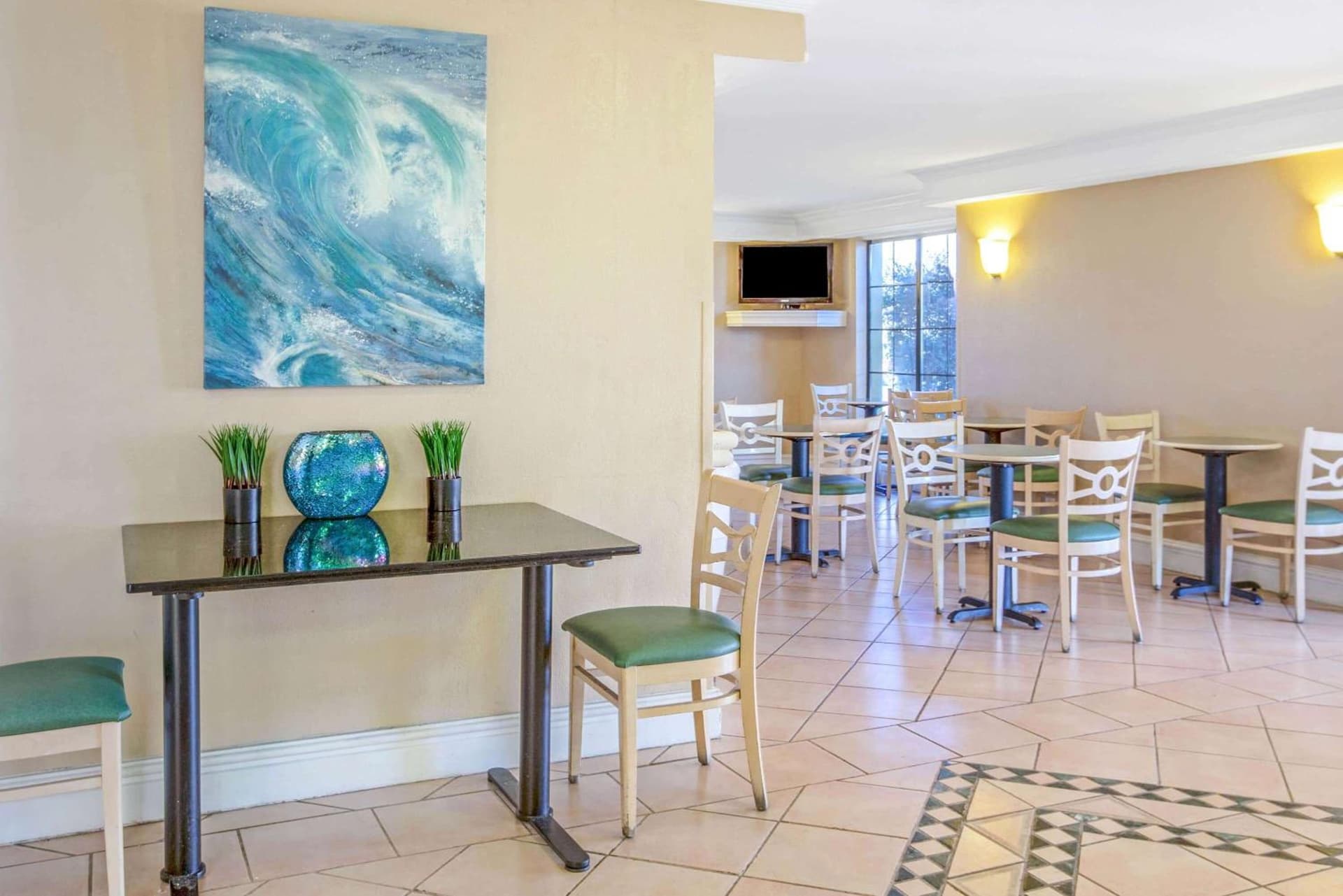 Days Inn by Wyndham Reno gallery photo in Reno, NV — image 22
