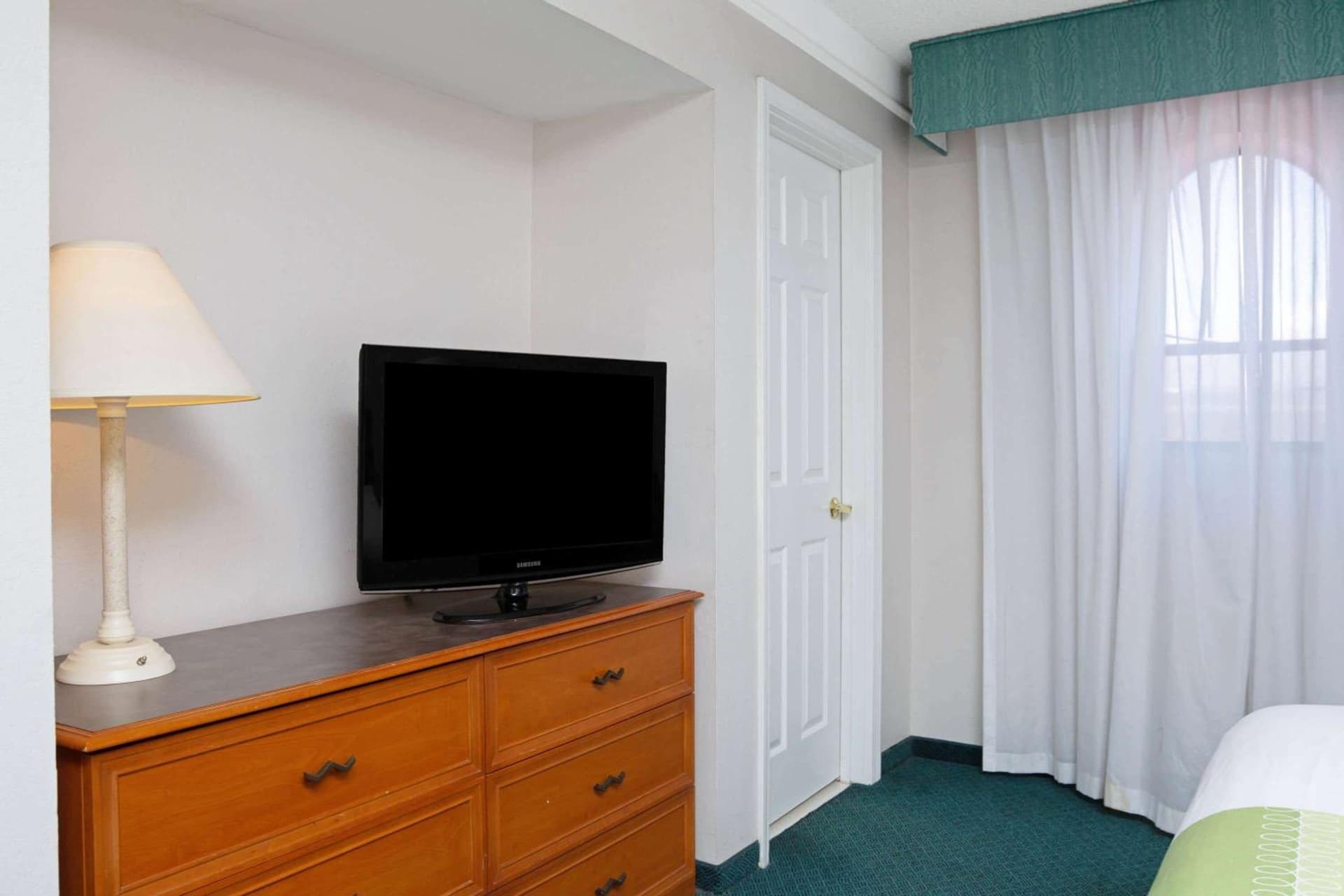 Days Inn by Wyndham Reno gallery photo in Reno, NV — image 10