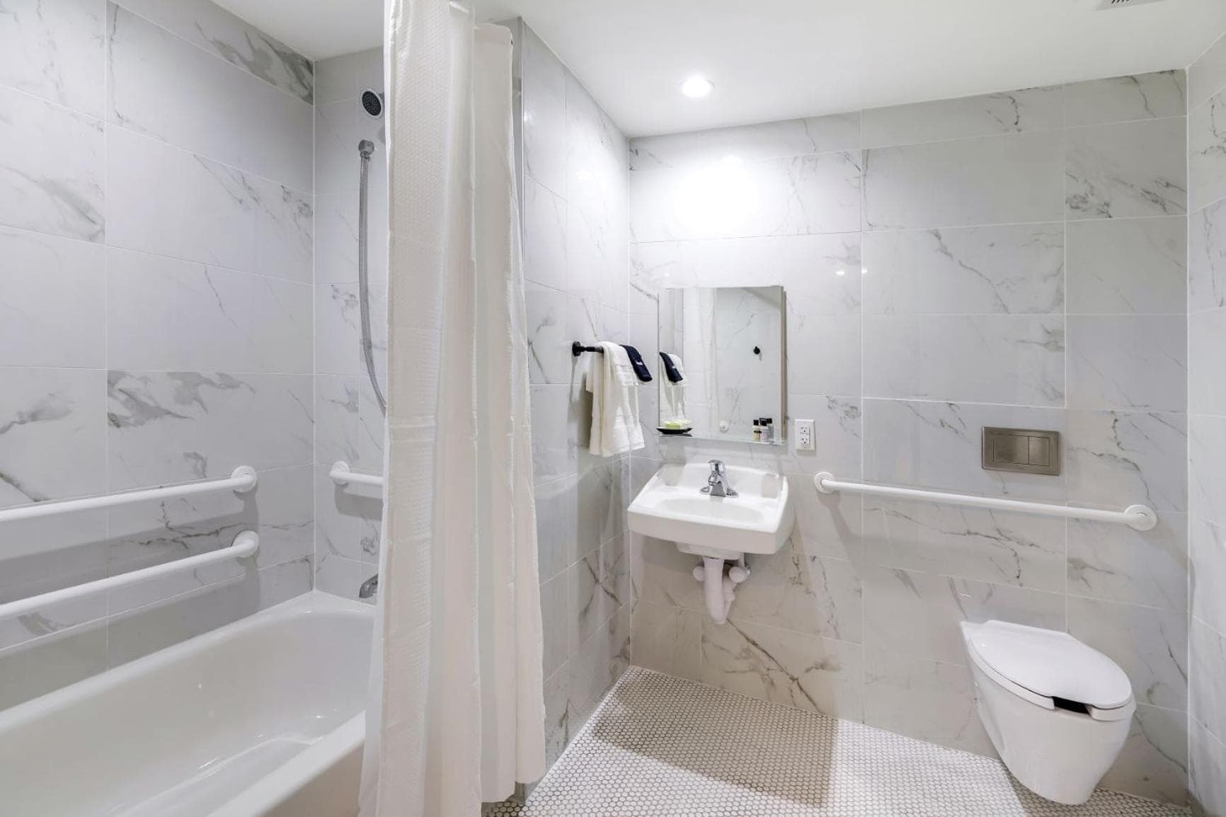 Ocean Treasure Beachside Suites interior in Fort Lauderdale, FL — gallery photo 2