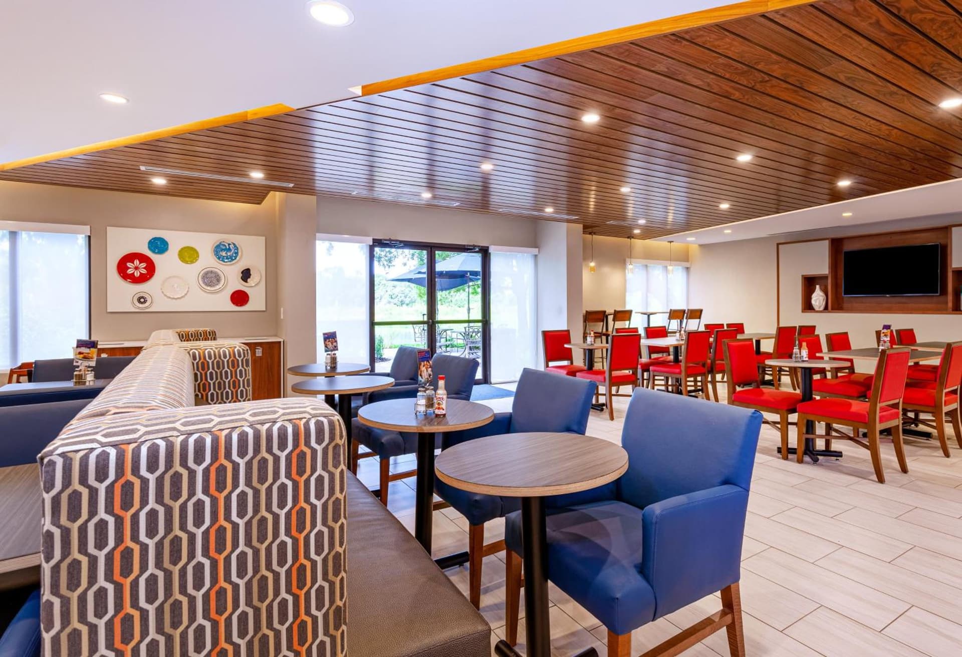Holiday Inn Express Tampa-Brandon by IHG gallery photo in Brandon, FL — image 38