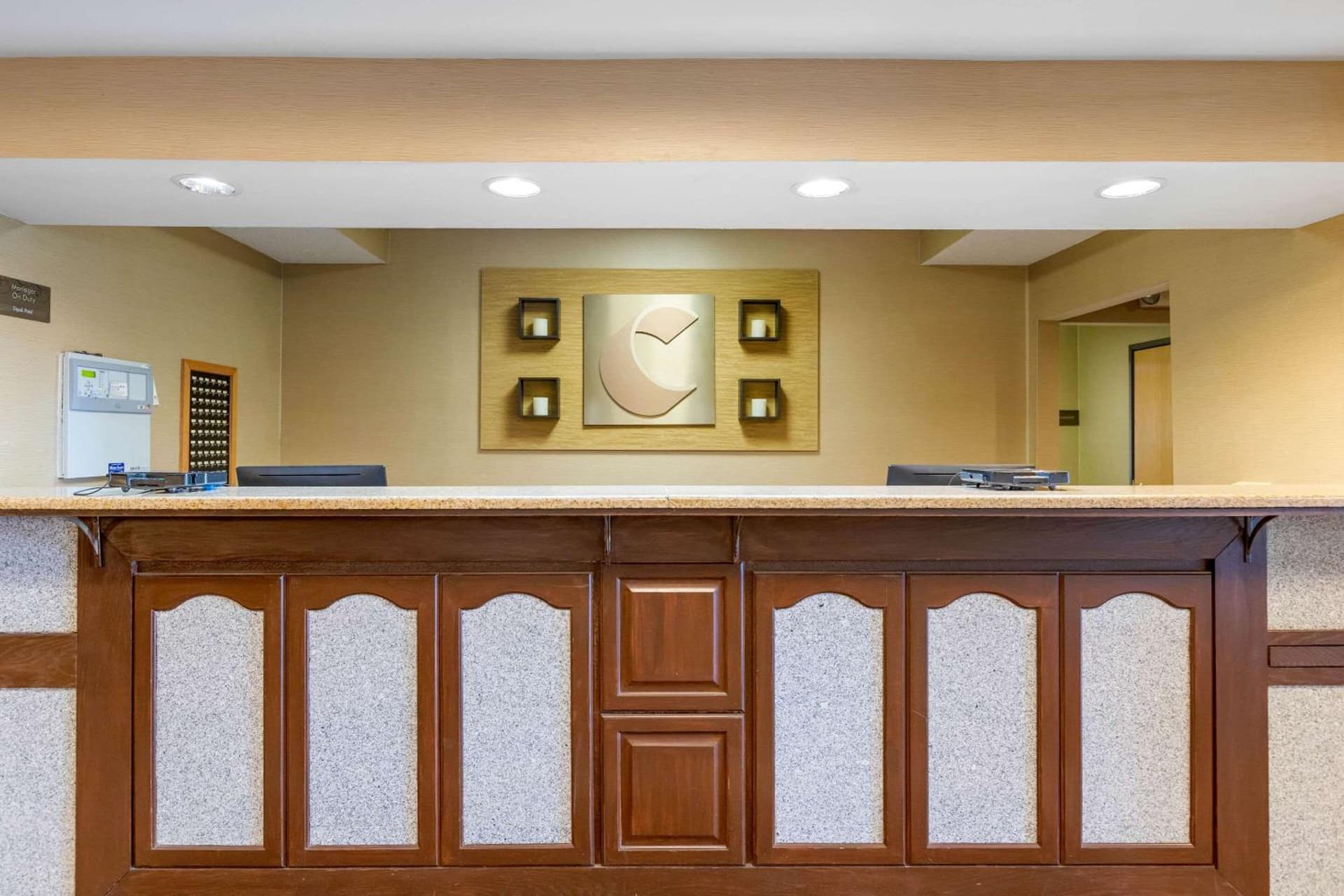 Comfort Suites South Haven near I-96 property views in South Haven, MI — gallery photo 3