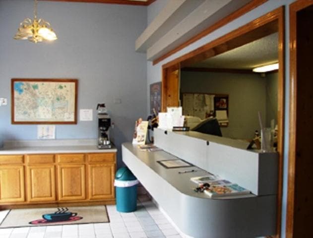 Knights Inn - Columbia interior in Columbia, SC — gallery photo 2
