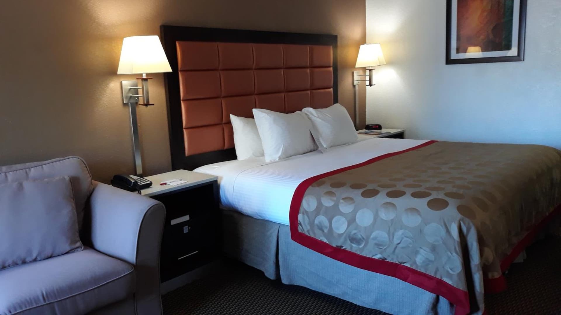 Ramada by Wyndham Temple Terrace/Tampa North gallery photo in Tampa, FL — image 52