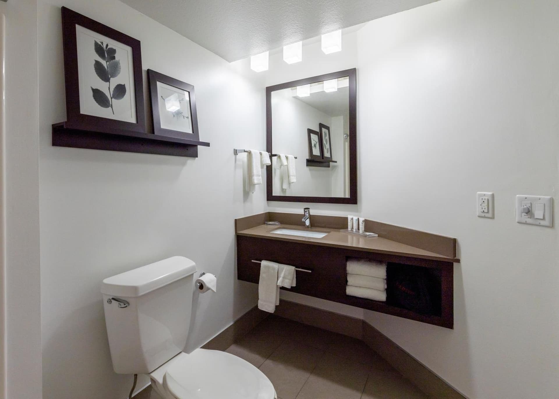 Country Inn & Suites by Radisson, Appleton Airport - Fox River Mall Area gallery photo in Appleton, WI — image 30