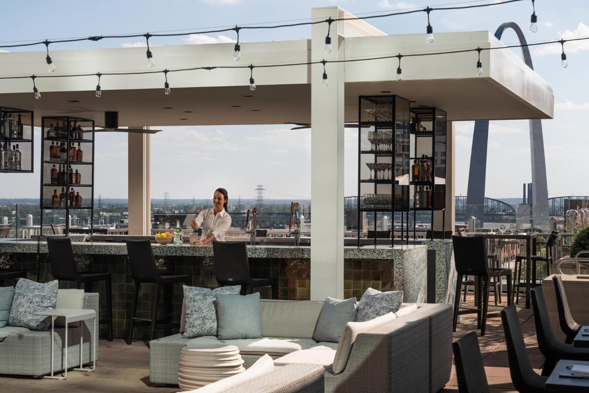 Four Seasons St. Louis gallery photo in Saint Louis, MO — image 59