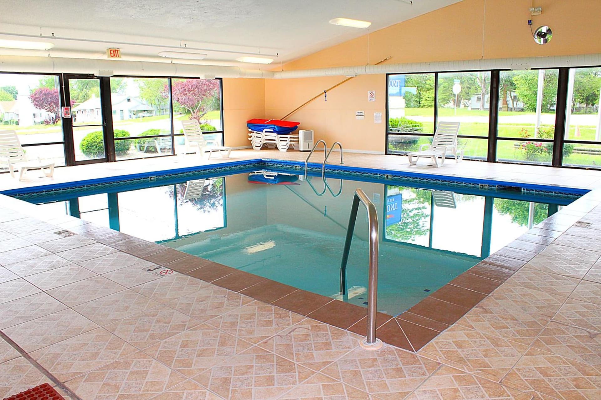 Baymont by Wyndham Springfield property views in Springfield, OH — gallery photo 3