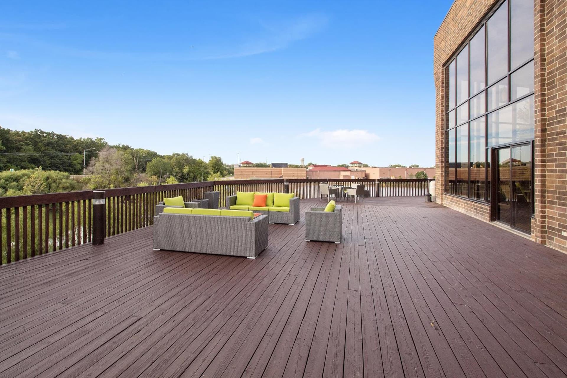 Holiday Inn Chicago Nw Crystal Lk Conv Ctr by IHG gallery photo in Crystal Lake, IL — image 54