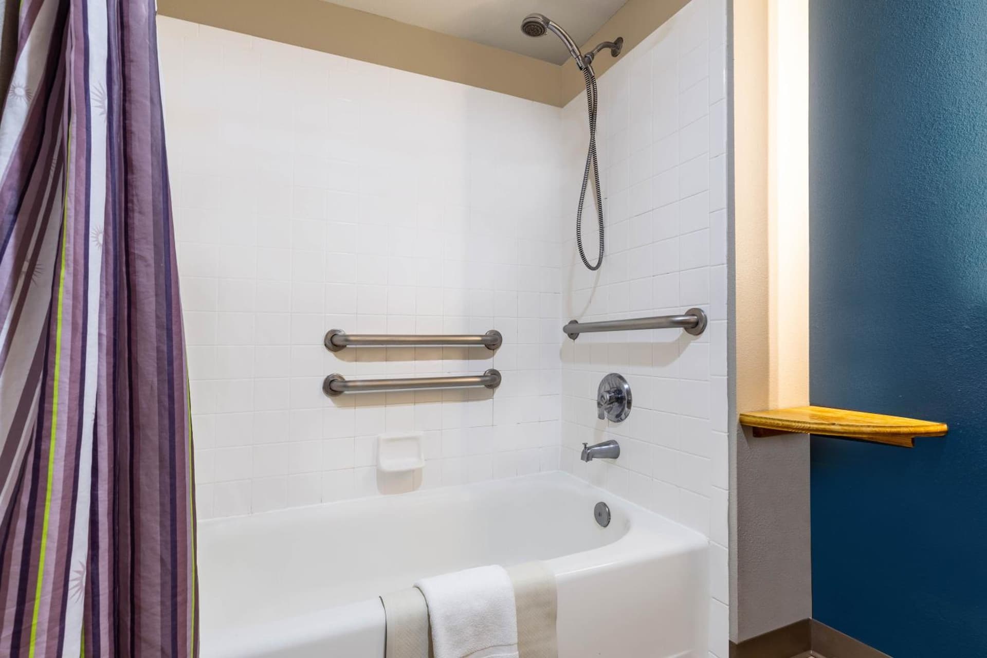 La Quinta by Wyndham Vancouver gallery photo in Vancouver, WA — image 11