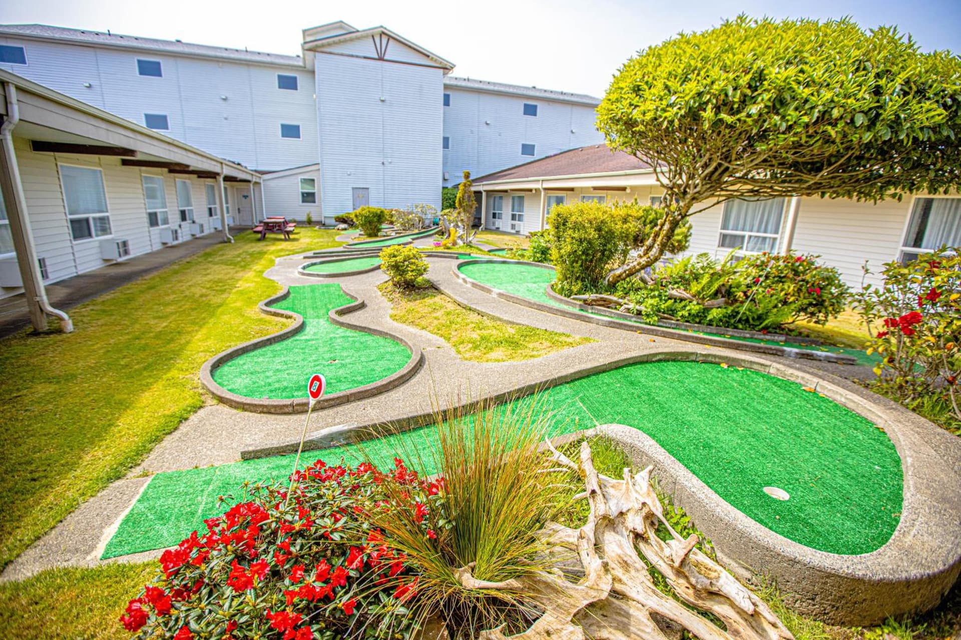 Ocean Parradise Hotel and Resort interior in Ocean Shores, WA — gallery photo 2