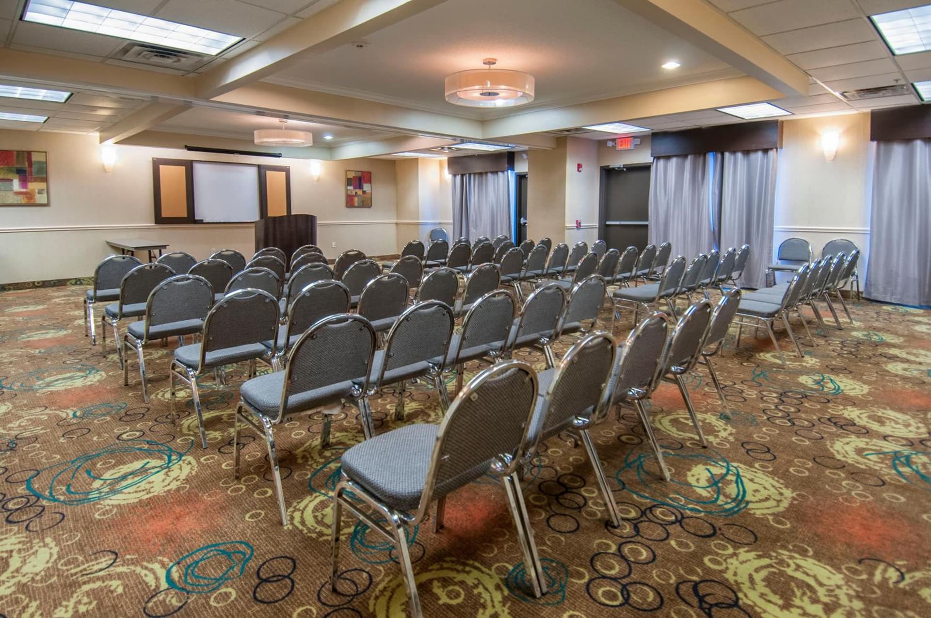 Holiday Inn Express Hotel & Suites Houston North Intercontinental by IHG property views in Houston, TX — gallery photo 3