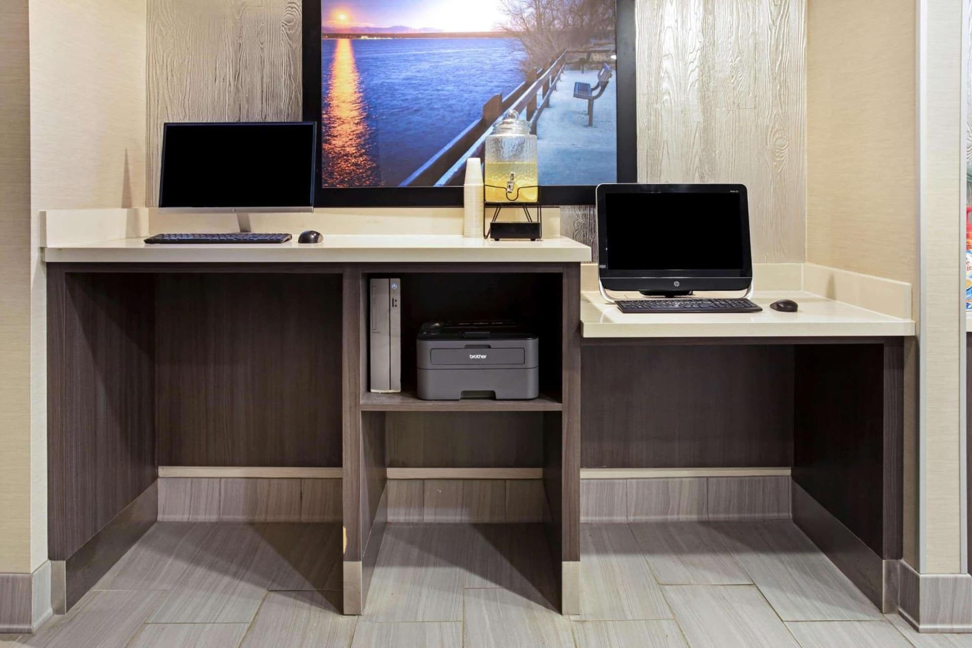 La Quinta Inn & Suites by Wyndham Denver Aurora Medical gallery photo in Aurora, CO — image 19
