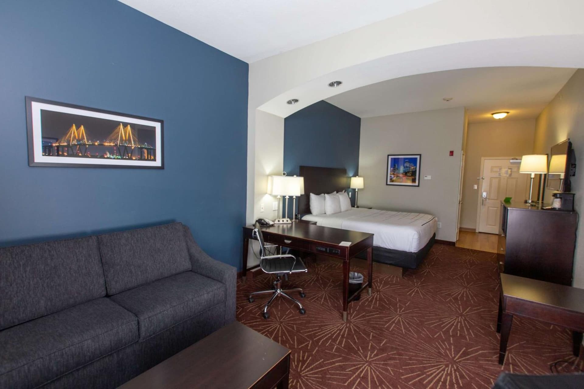 La Quinta by Wyndham Houston East at Normandy property views in Houston, TX — gallery photo 3
