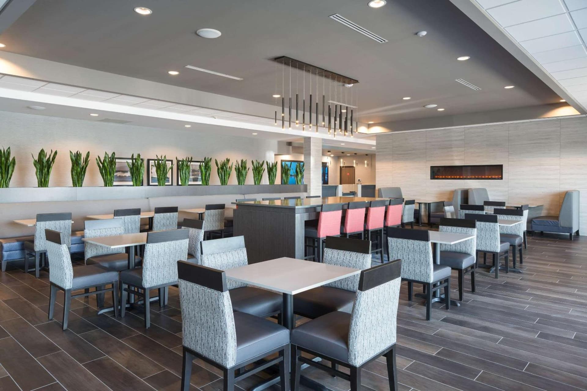 Comfort Suites Kennewick at Southridge gallery photo in Kennewick, WA — image 7