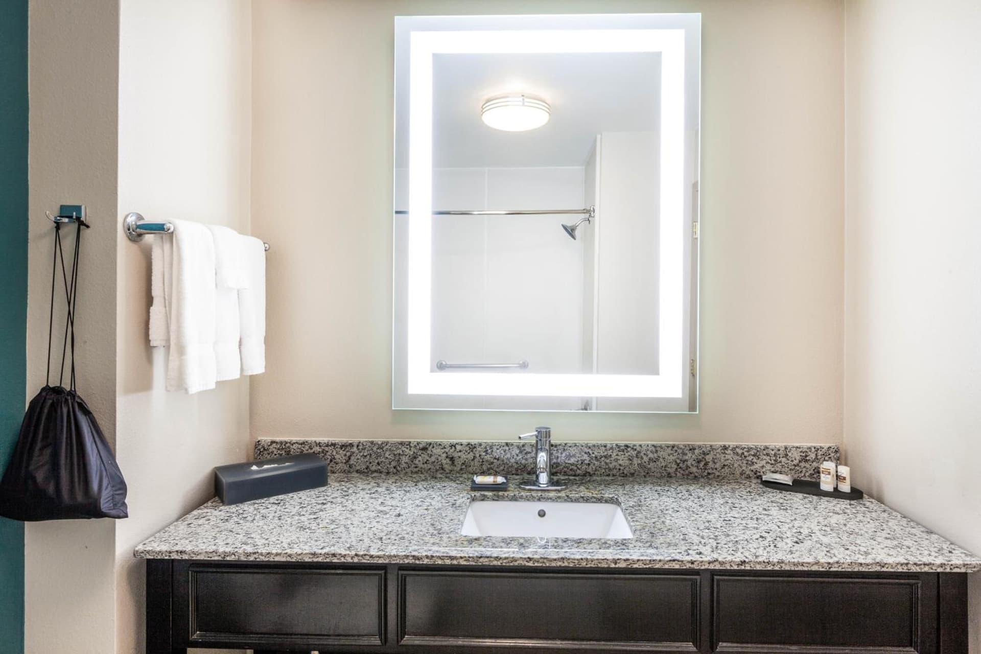 La Quinta by Wyndham Midland North gallery photo in Midland, TX — image 41