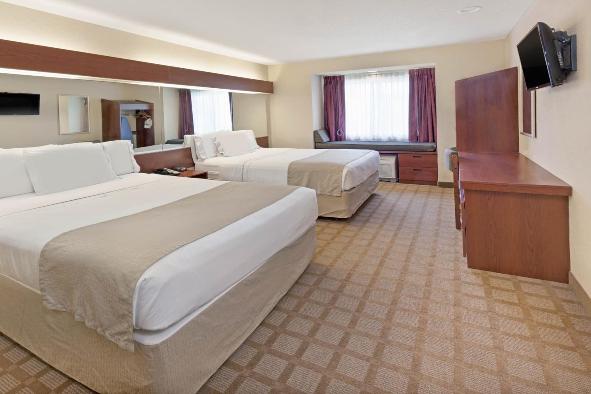 Microtel Inn & Suites by Wyndham Jasper property views in Jasper, GA — gallery photo 3