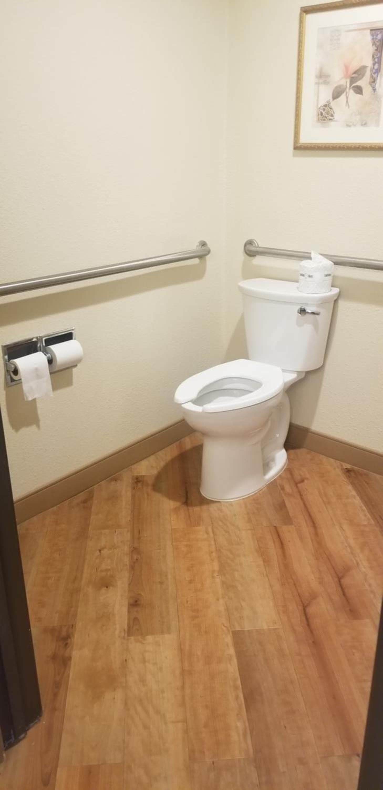 La Quinta Inn by Wyndham Indianapolis Airport Executive Dr gallery photo in Indianapolis, IN — image 25