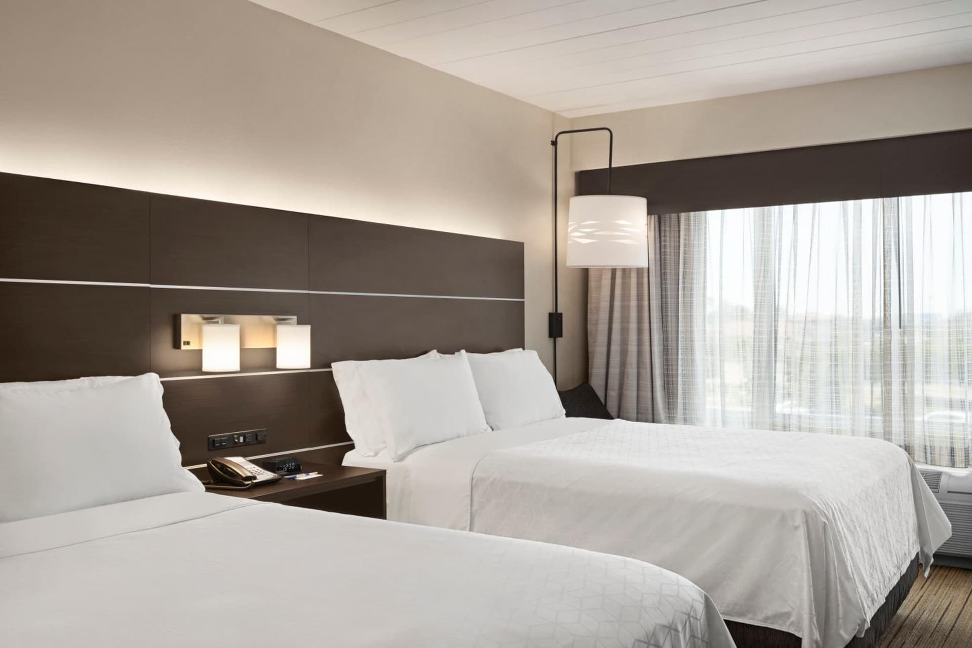 Holiday Inn Express Hotel & Suites Fort Myers East - The Forum by IHG gallery photo in Fort Myers, FL — image 31