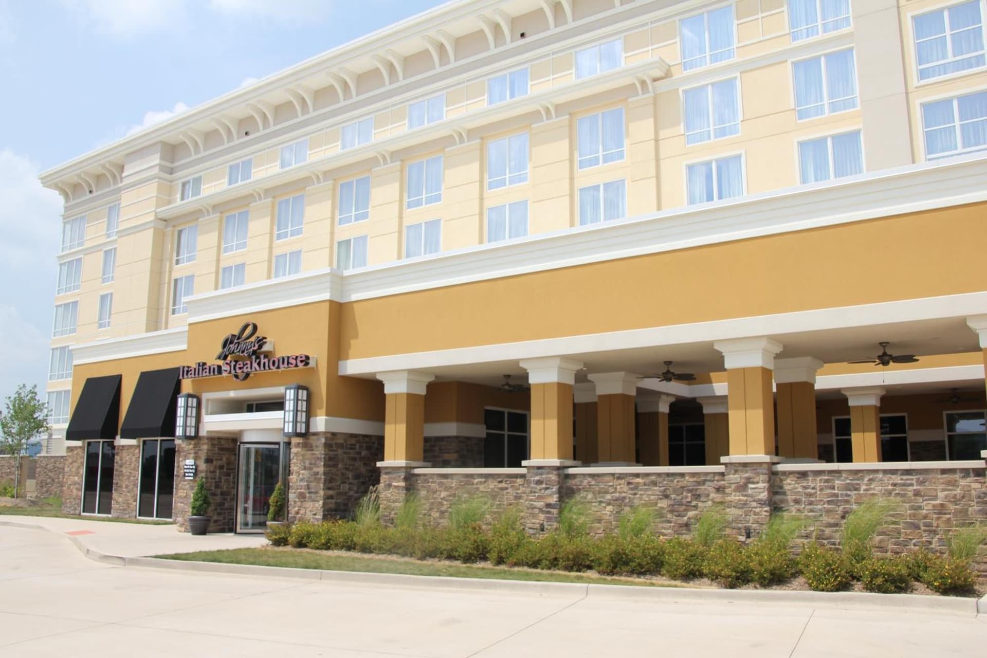 Holiday Inn and Suites East Peoria by IHG gallery photo in Peoria, IL — image 33