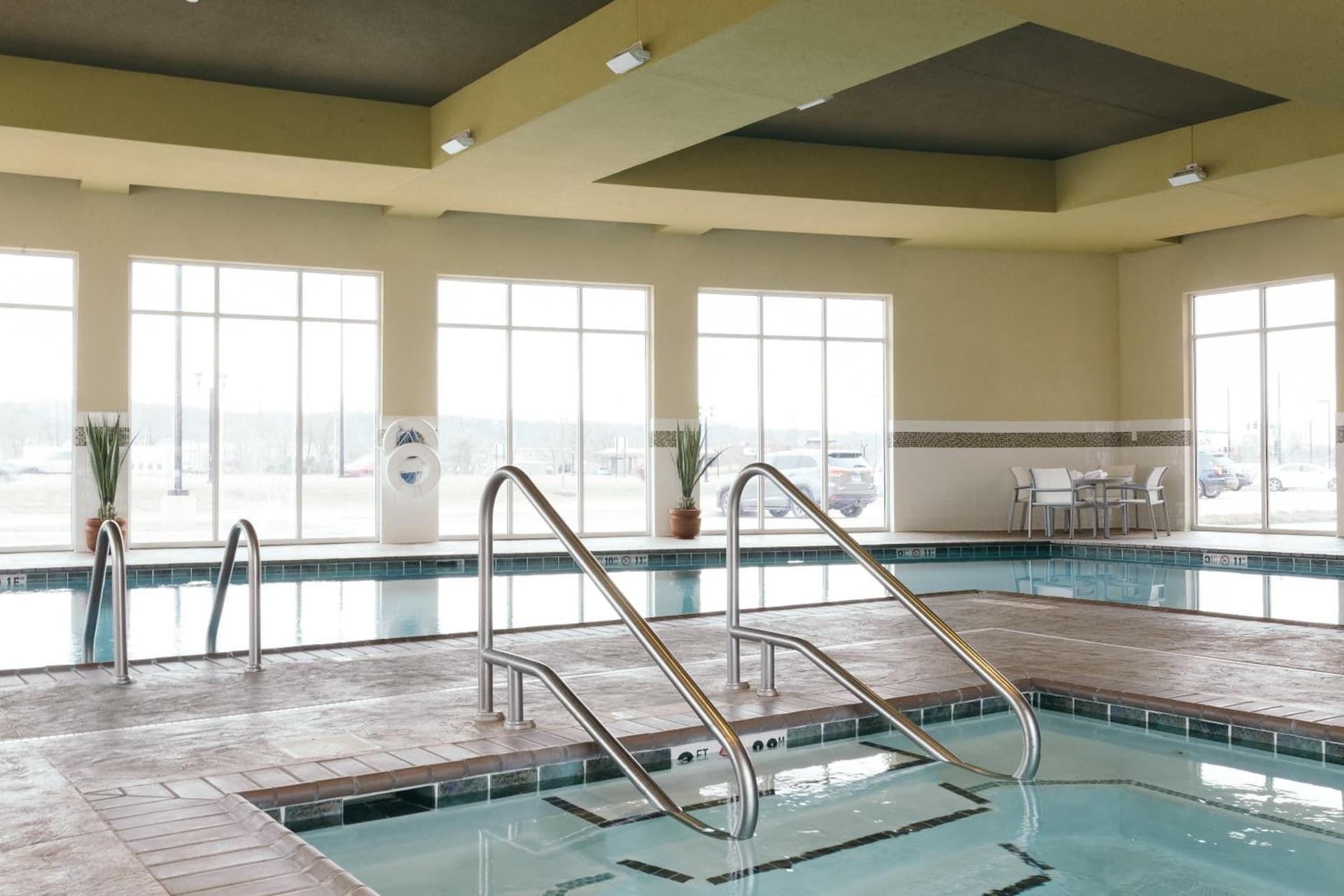 Holiday Inn and Suites East Peoria by IHG gallery photo in Peoria, IL — image 37