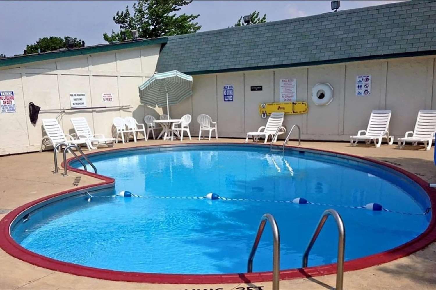 Travelodge by Wyndham Lansing gallery photo in Lansing, MI — image 30