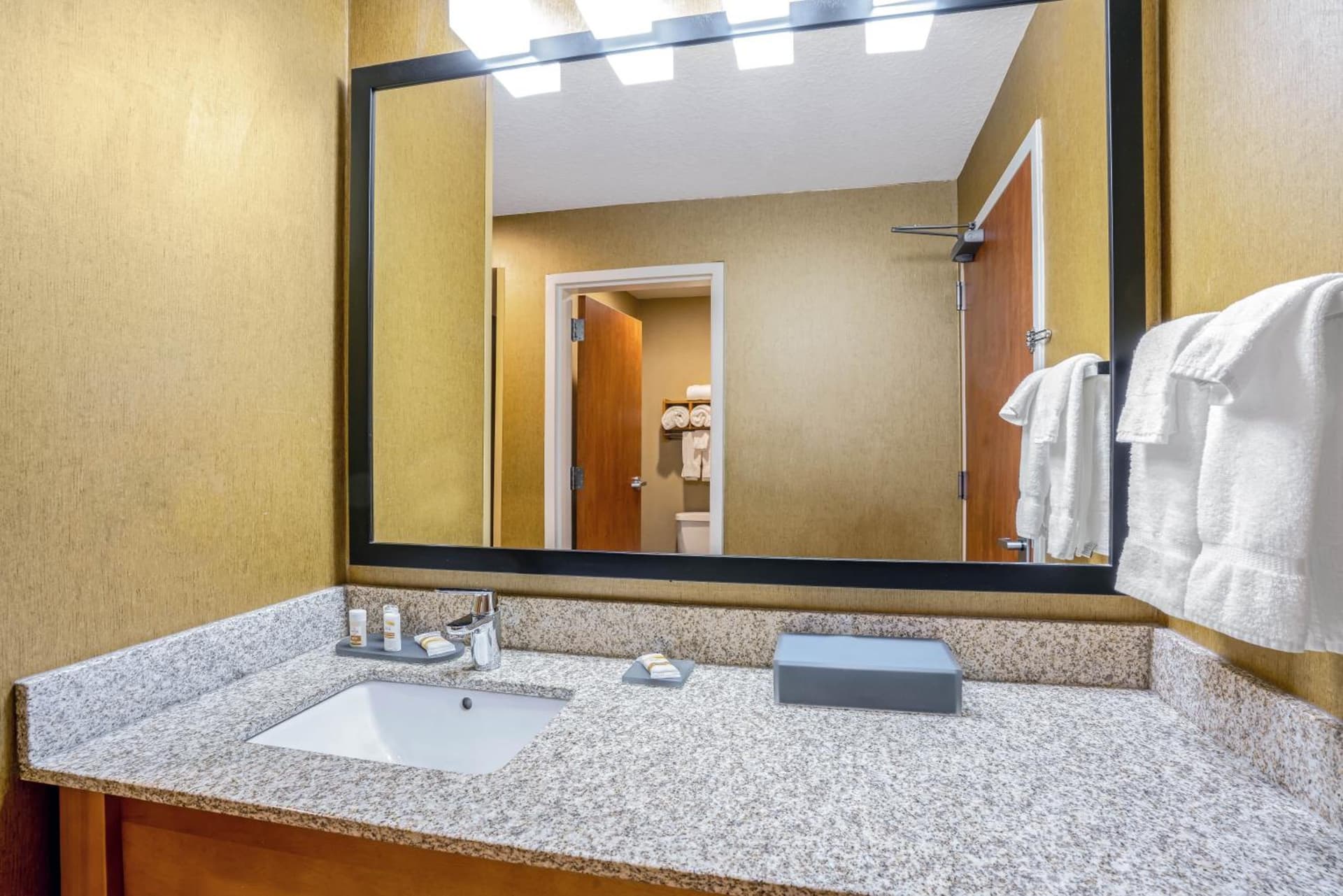 La Quinta by Wyndham Coeur d`Alene gallery photo in Coeur d'Alene, ID — image 48