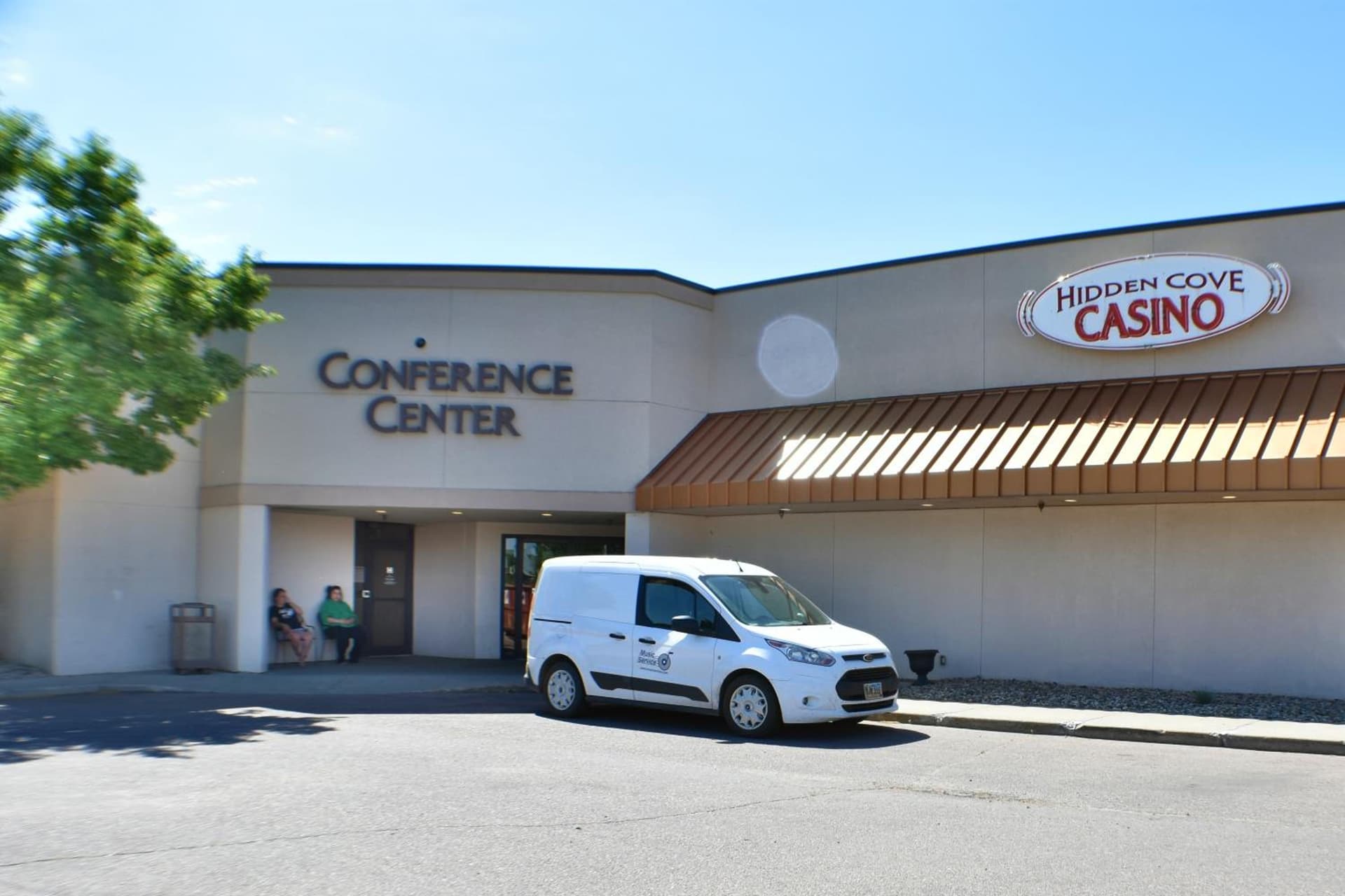 Ramada by Wyndham Sioux Falls Airport - Waterpark Resort & Event Center gallery photo in Sioux Falls, SD — image 27