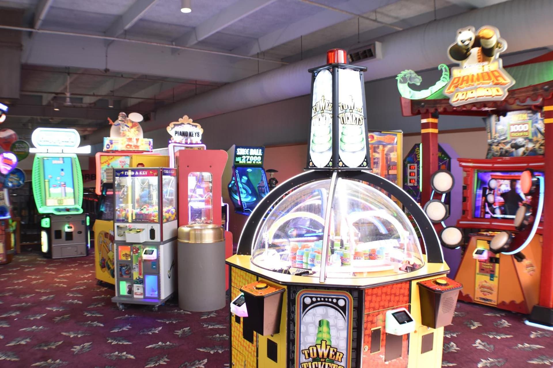 Ramada by Wyndham Sioux Falls Airport - Waterpark Resort & Event Center gallery photo in Sioux Falls, SD — image 91