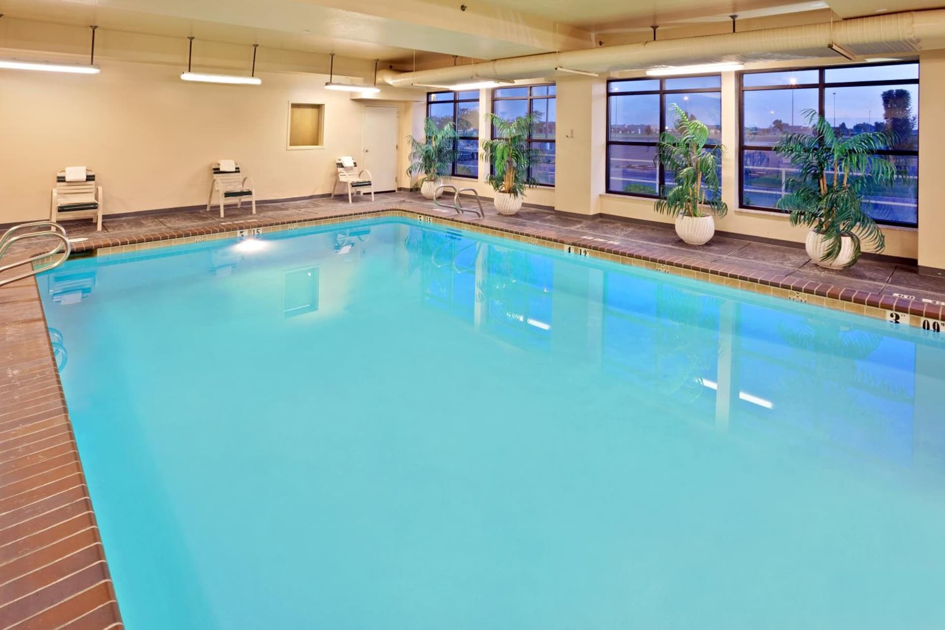 Holiday Inn Express Hotel & Suites Pasco-TriCities by IHG gallery photo in Pasco, WA — image 45