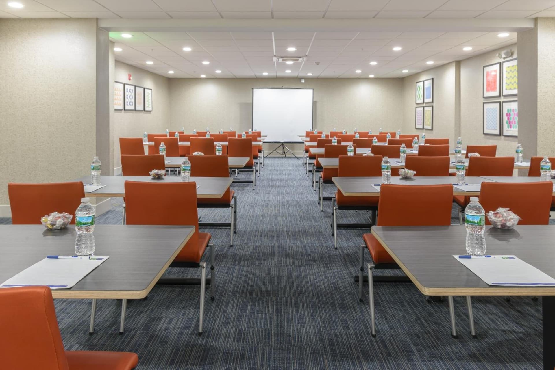 Holiday Inn Express Southington by IHG gallery photo in Southington — image 29