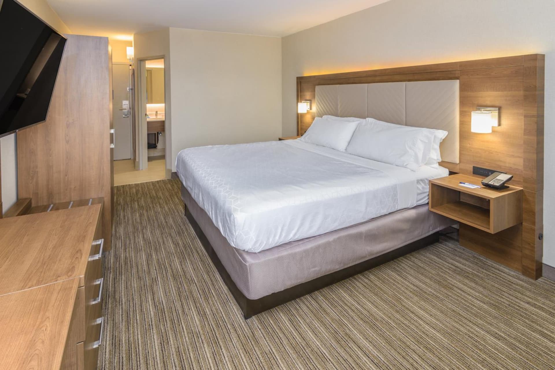 Holiday Inn Express Southington by IHG gallery photo in Southington — image 28