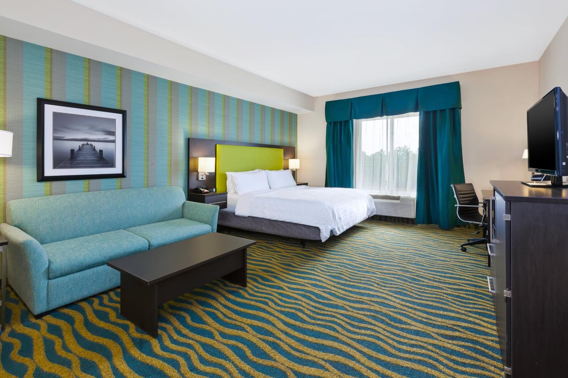 Holiday Inn Express & Suites Southport - Oak Island Area by IHG gallery photo in Oak Island, NC — image 9