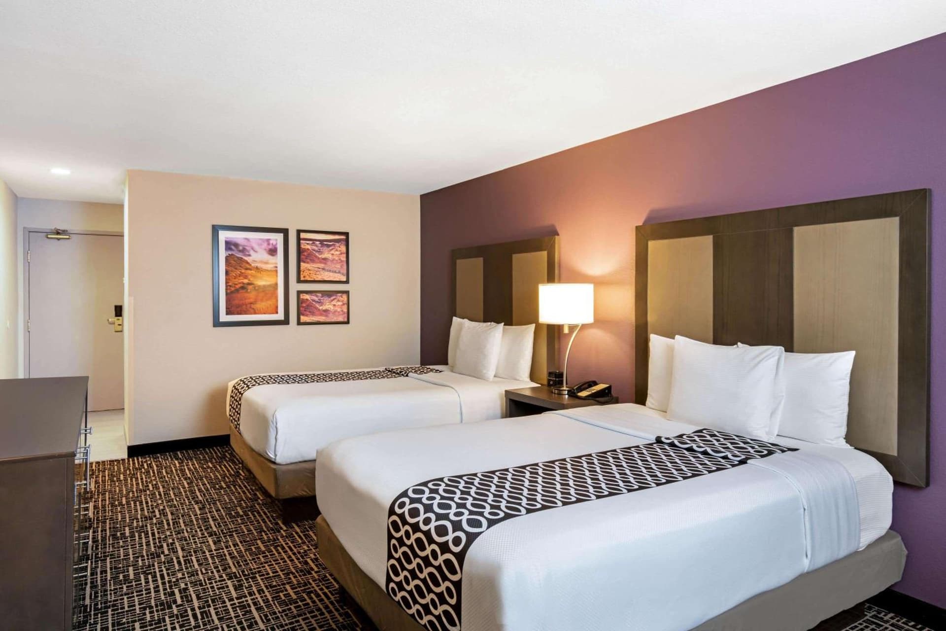 La Quinta Inn & Suites by Wyndham Las Vegas Nellis gallery photo in Las Vegas, NV — image 56