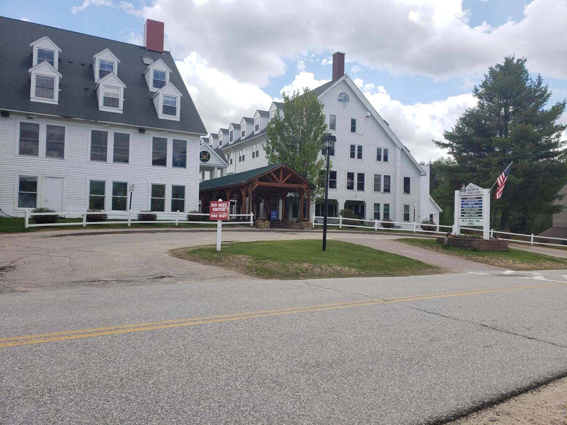Town Square Condominiums — hotel in Waterville, Maine