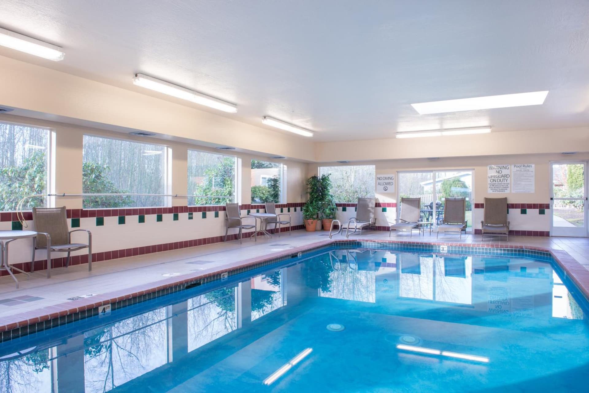 Holiday Inn Express Hotels & Suites Burlington by IHG gallery photo in Burlington, WA — image 35