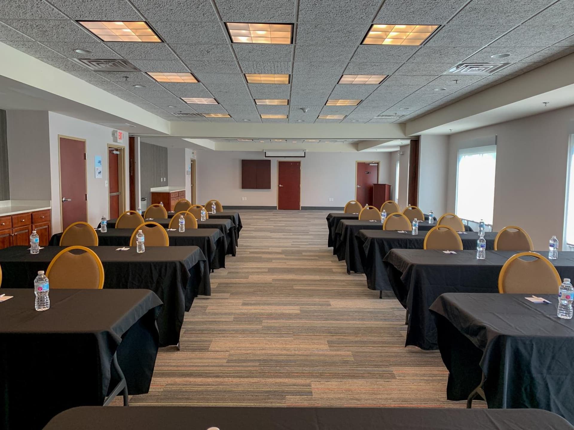 Holiday Inn Express & Suites Lexington Downtown Area-Keeneland by IHG gallery photo in Lexington, KY — image 21